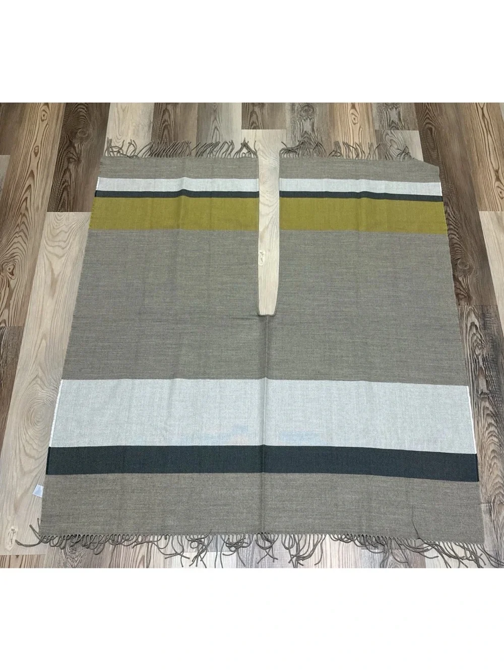 Uniqlo 2 Way Stole Scarf Womens Brown Wrap 100% Acrylic